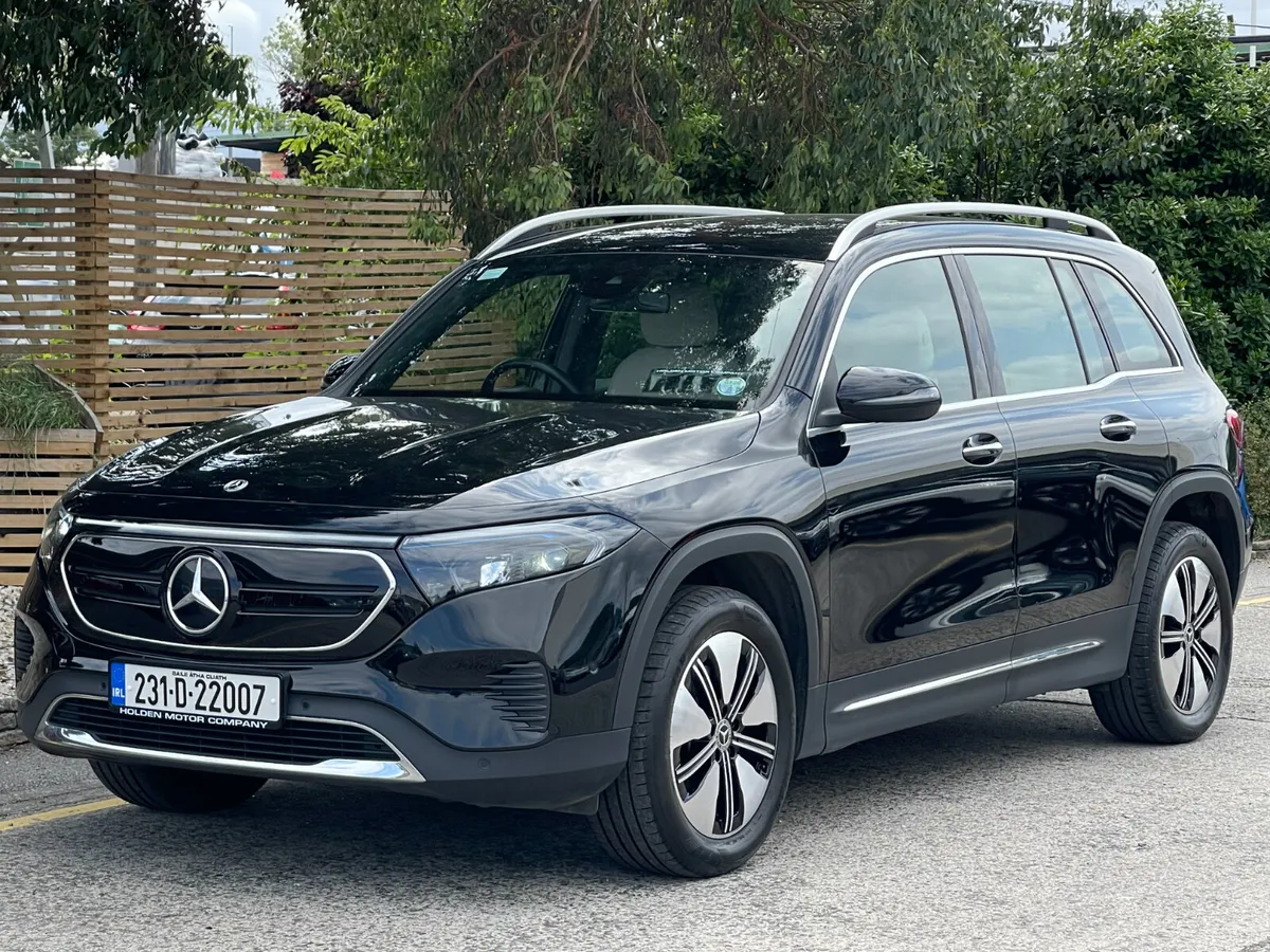 Mercedes-Benz EQB..HUGE SPEC...GEAR SHIFT PADDLES - Image 1
