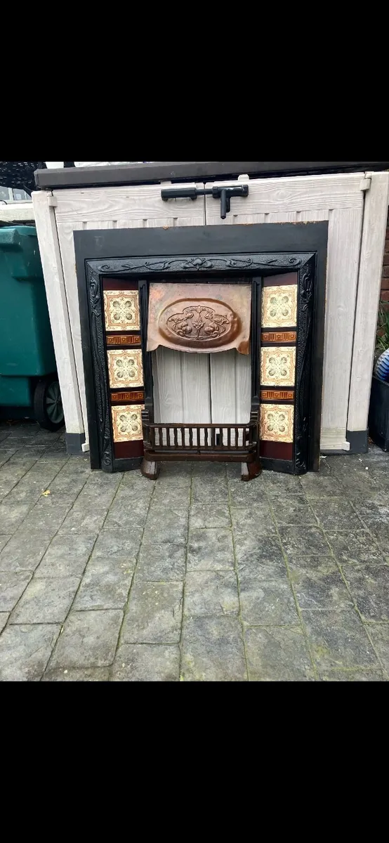 Fire place - Image 1