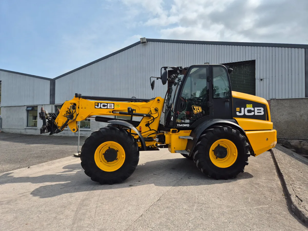 JCB TM 320 - Image 1