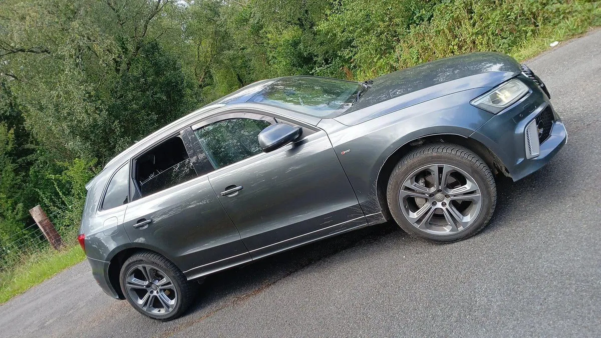 2013 audi q5 Sline quattro 2.0L diesel manual nct - Image 3