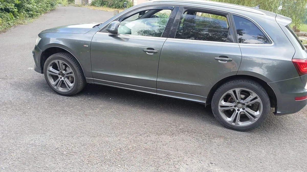 2013 audi q5 Sline quattro 2.0L diesel manual nct - Image 4