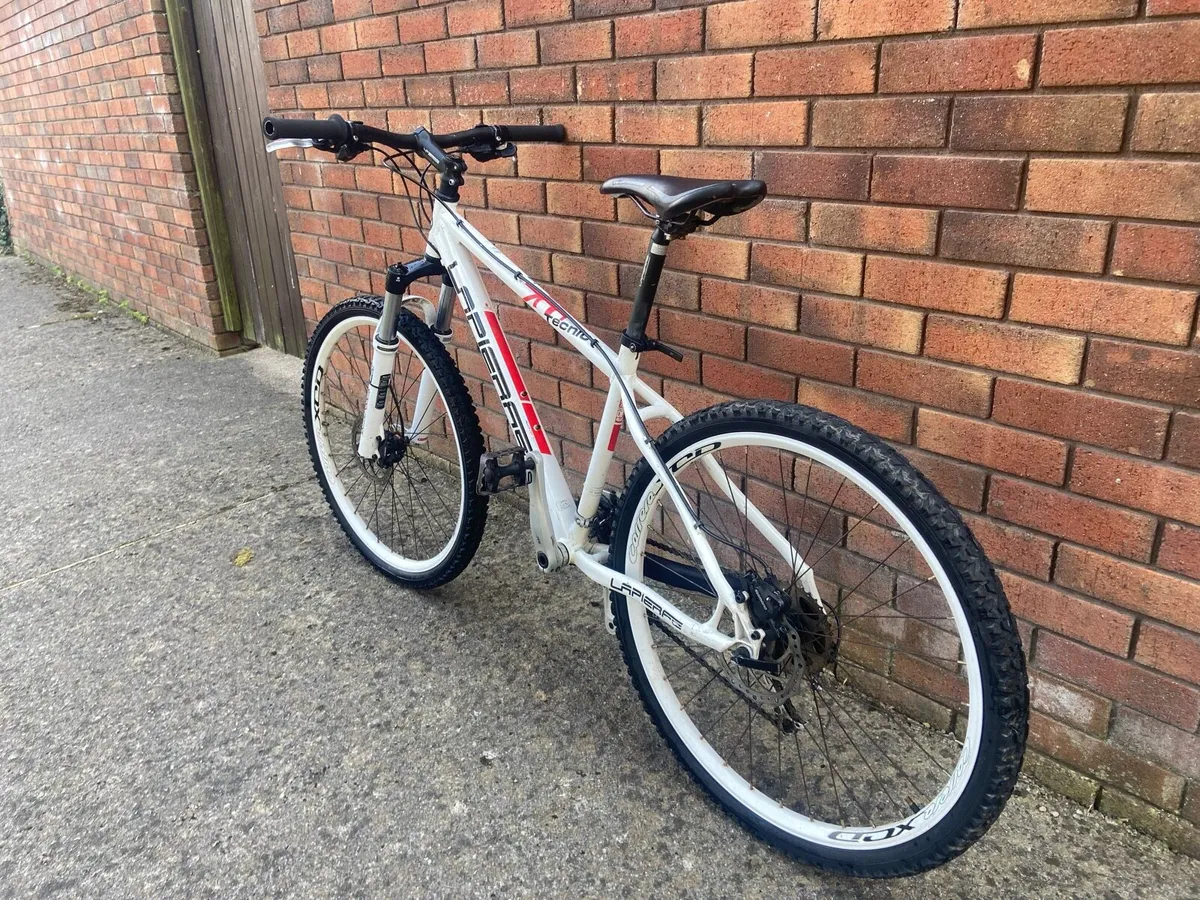 26 Inch Lapierre Tecnic 700 men’s mountain bike - Image 3