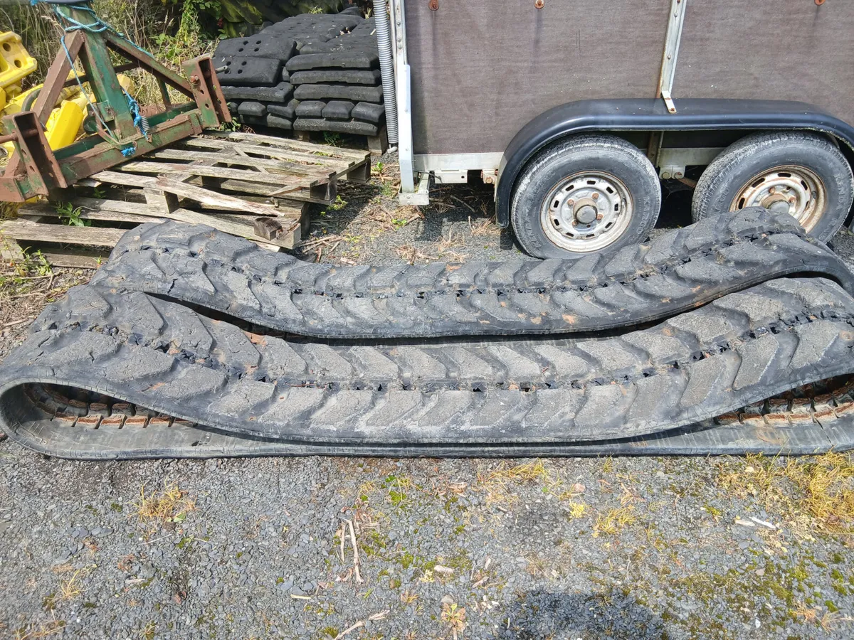 KUBOTA  5  TON TRACKS - Image 1