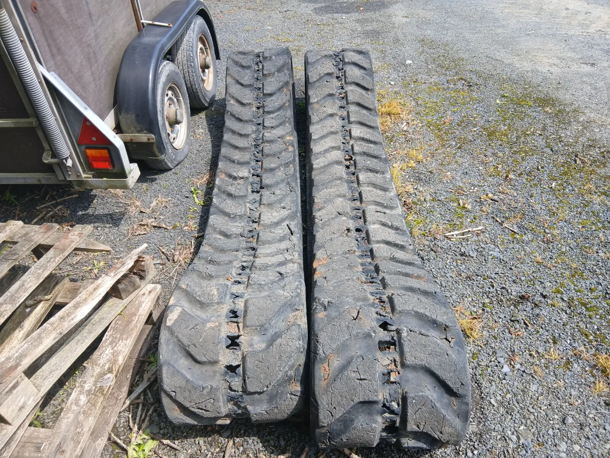 KUBOTA  5  TON TRACKS - Image 2