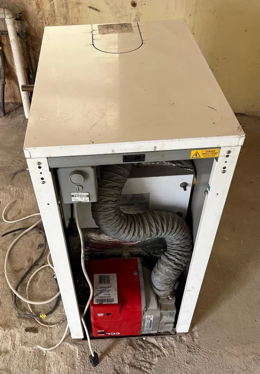 Oil boiler - Image 3