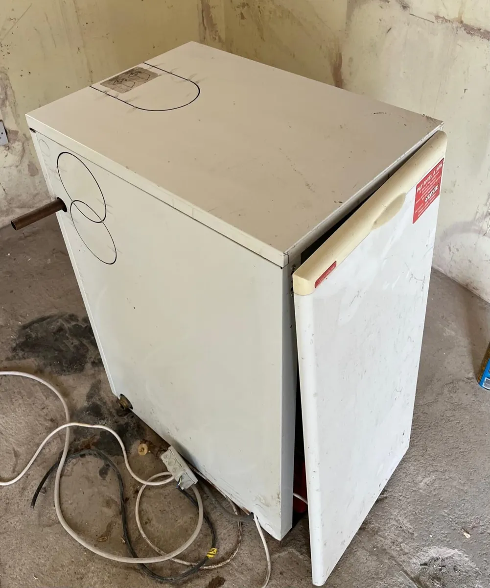 Oil boiler - Image 4