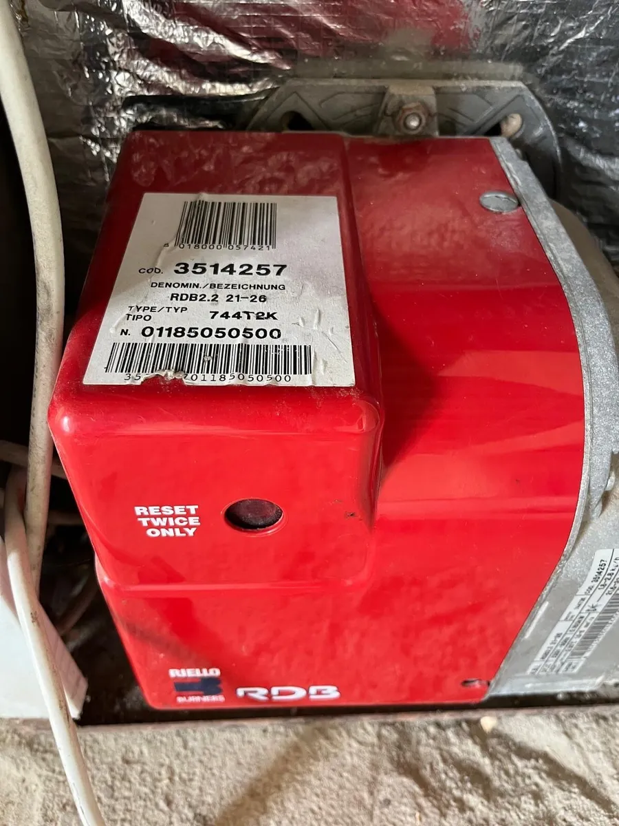 Oil boiler - Image 1