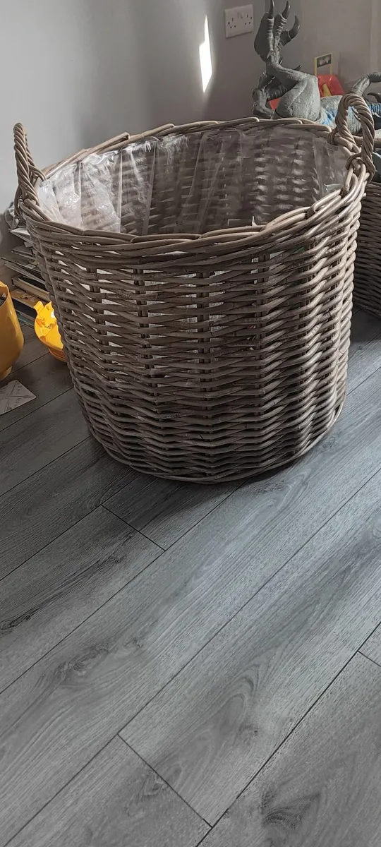 Large Log Basket - Image 2