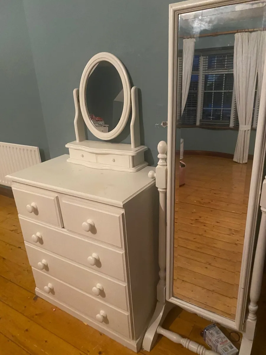 Cream painted Dressing table and mirror - Image 2
