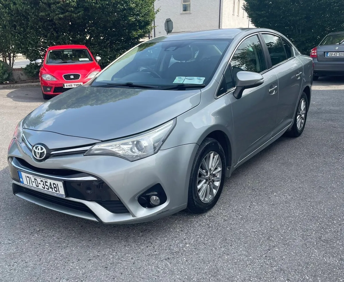 2017 Toyota Avensis - Image 1