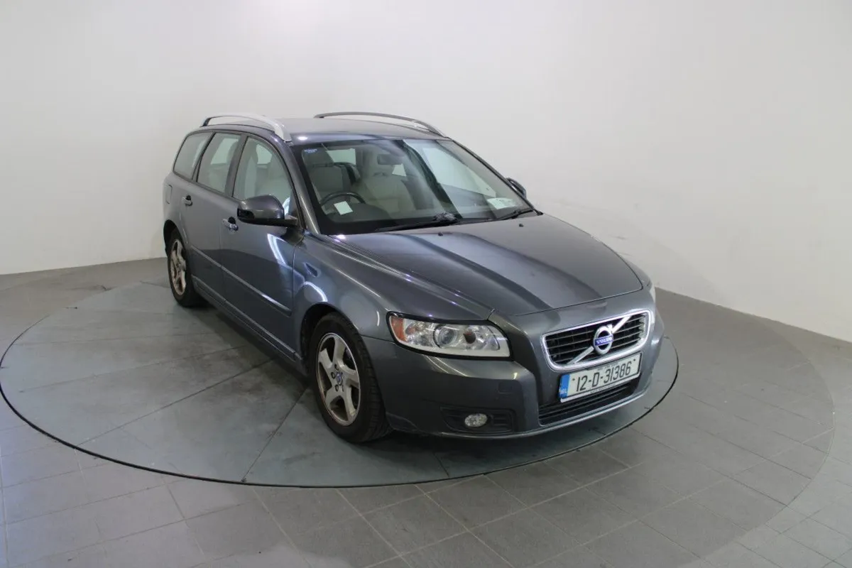 Volvo V50 Classic 1.6 D2 115PS ES - Image 1