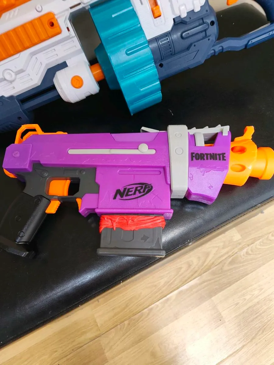 Nerf guns - Image 1