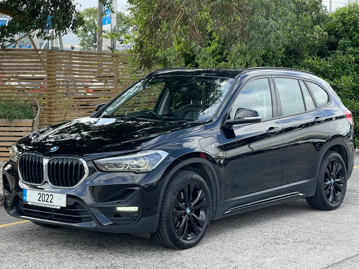 2022 BMW X1..FULL SERVICE HISTORY...2 KEYS... - Image 2