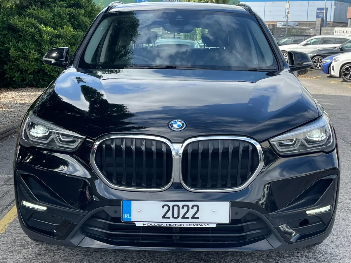 2022 BMW X1..FULL SERVICE HISTORY...2 KEYS... - Image 4