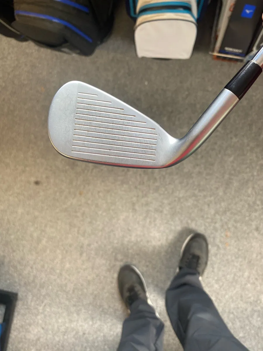 Mizuno JPX 921 Hot metal irons - Image 3
