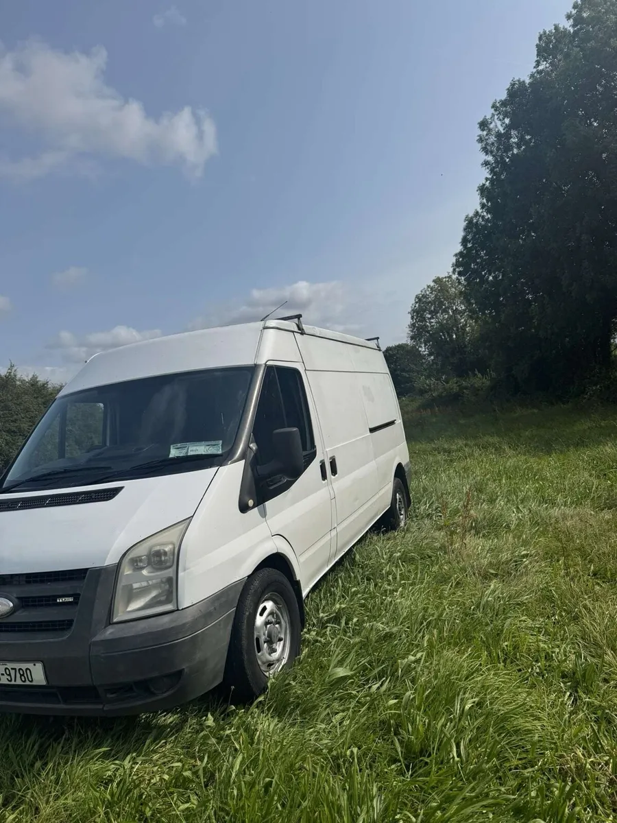 2007 Ford Transit - Image 1