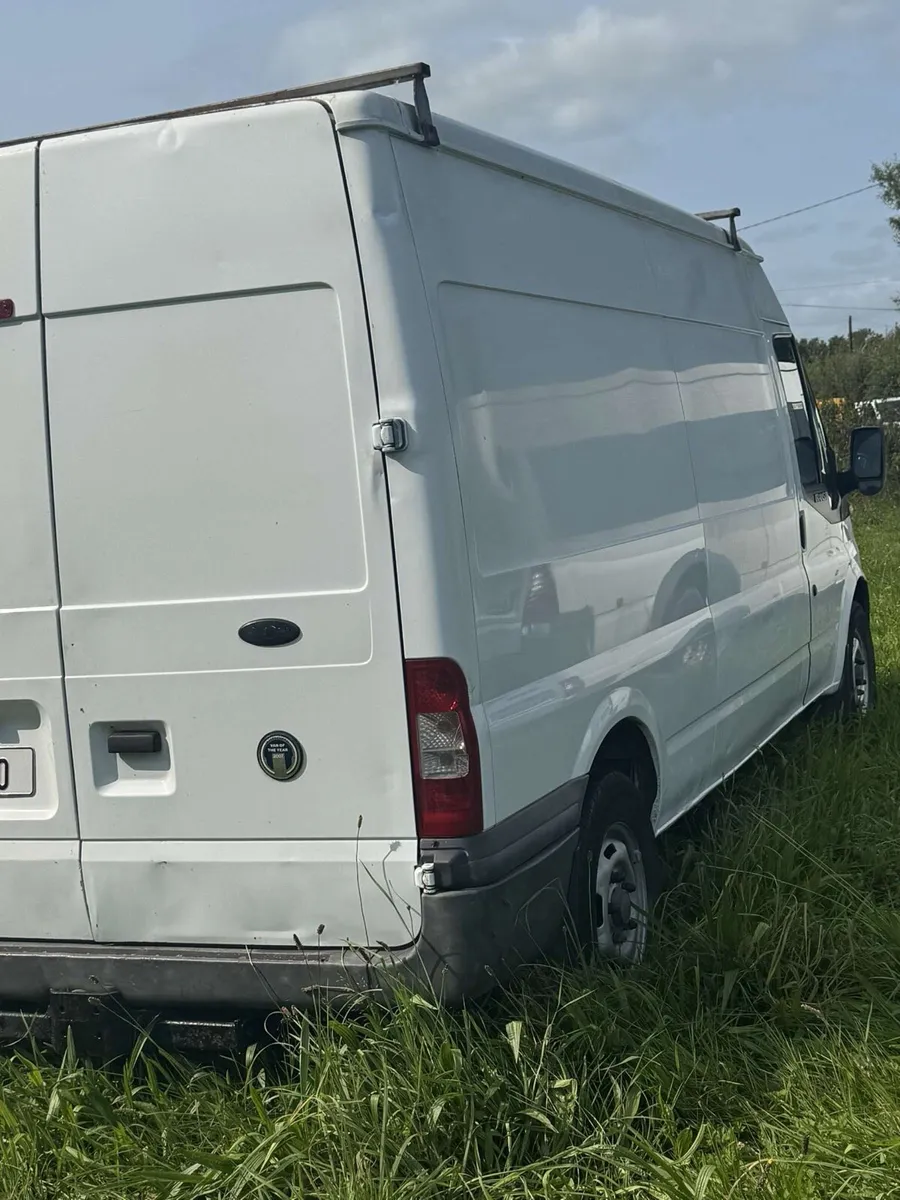 2007 Ford Transit - Image 3