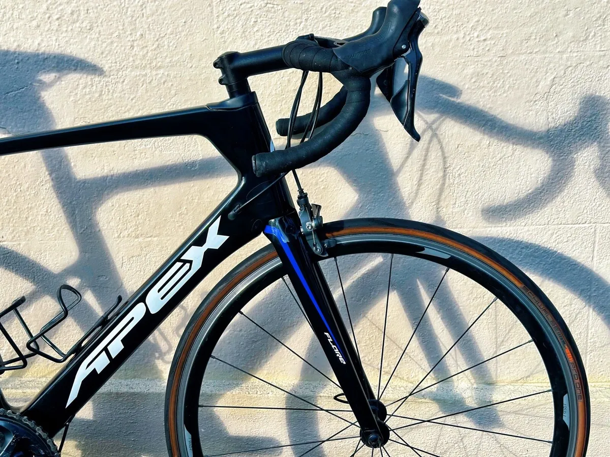 Apex Flare 3.0 Road Bike - Image 2