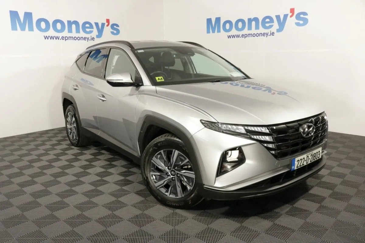 Hyundai Tucson Hybrid Executive 1.6l Petrol Hatch - Image 1