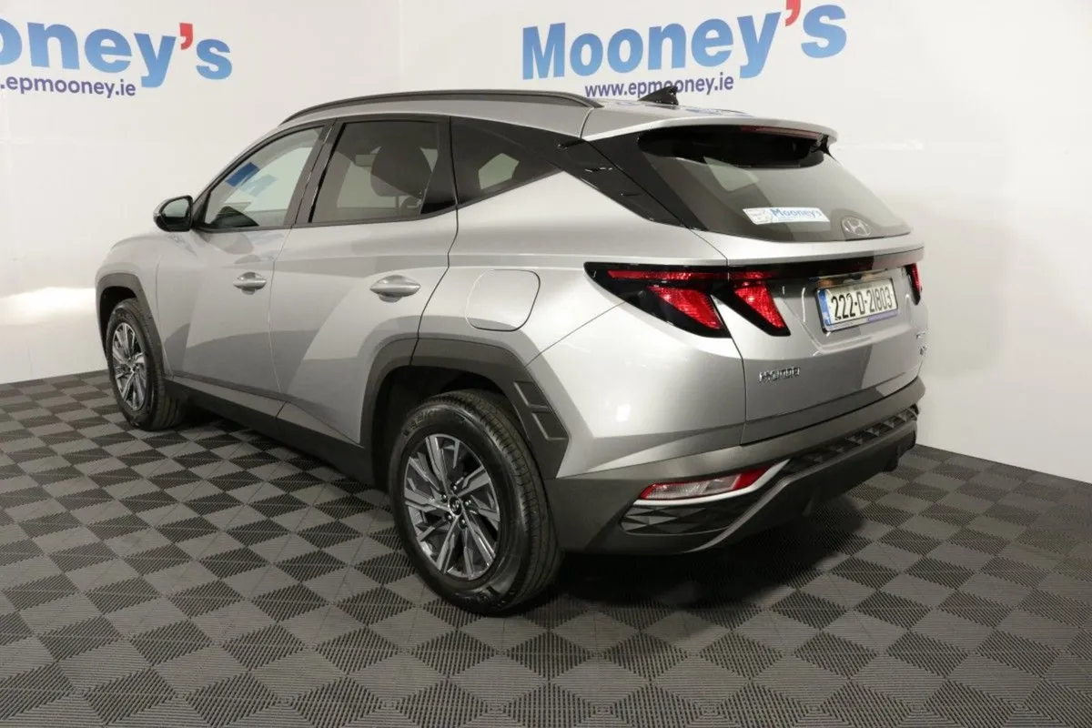 Hyundai Tucson Hybrid Executive 1.6l Petrol Hatch - Image 4