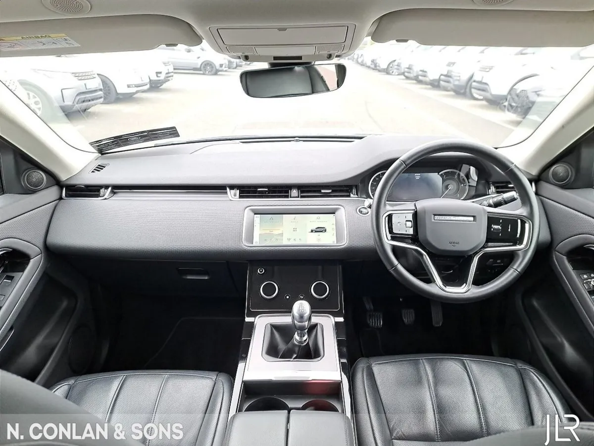 Land Rover Range Rover Evoque D150 FWD Manual  2 - Image 4