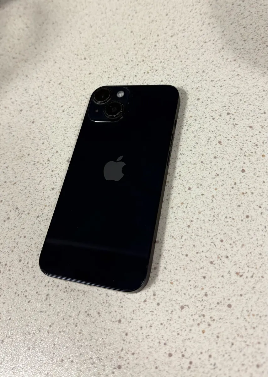 iPhone 14 - Image 2