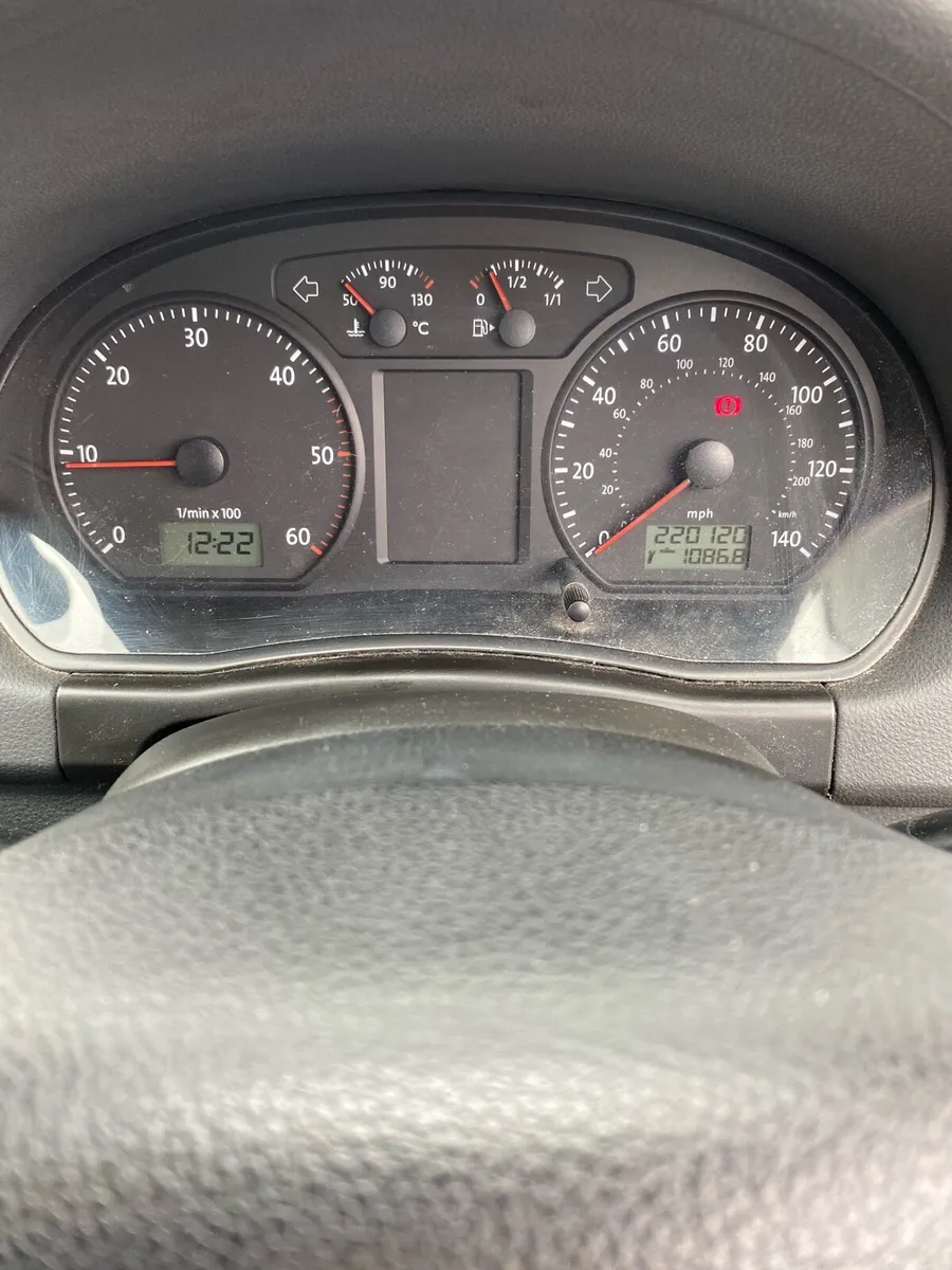Volkswagen polo NCT 02/26 & taxed 03/26 - Image 4