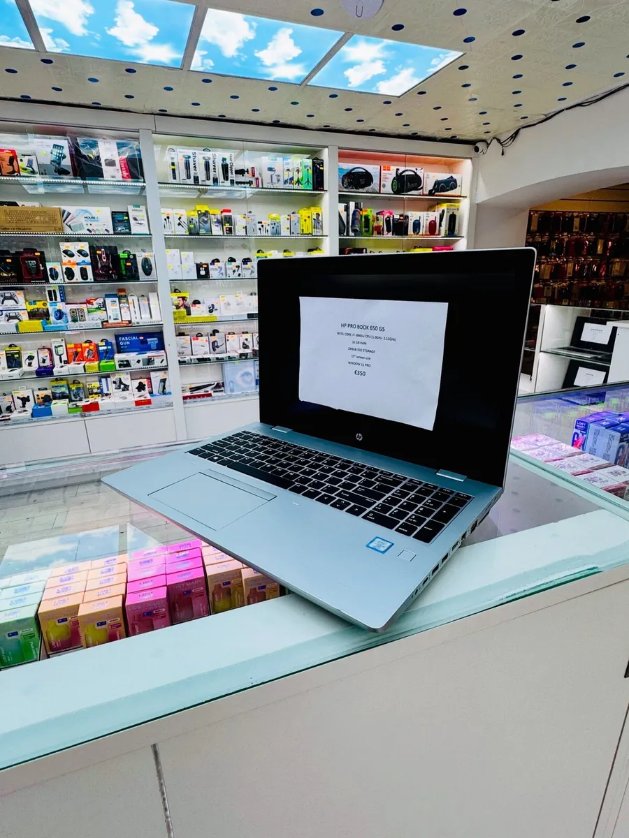 Hp laptop. 650 G5 (256GB   /  16GB Ram )