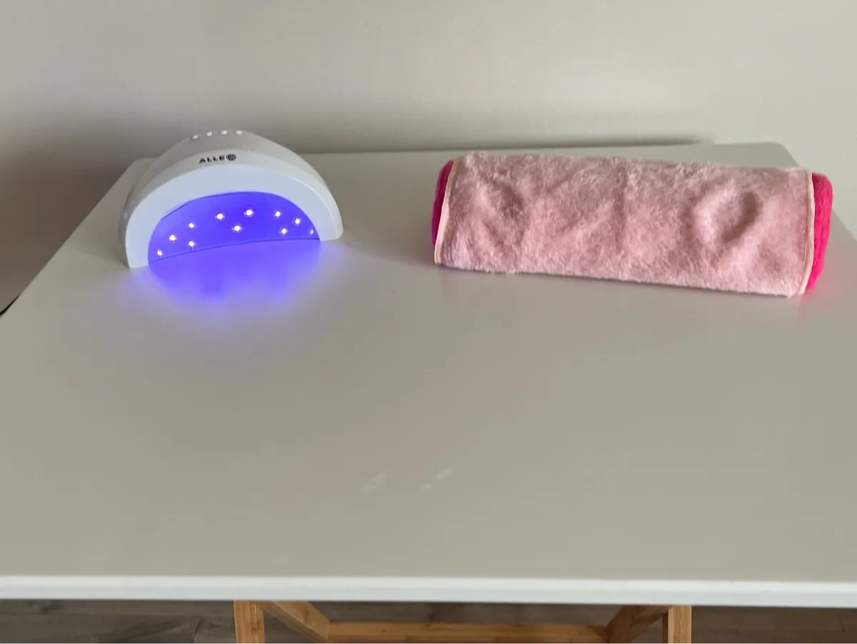 Table & UV Salon Lamp for Home Kit or Start up Kit - Image 2