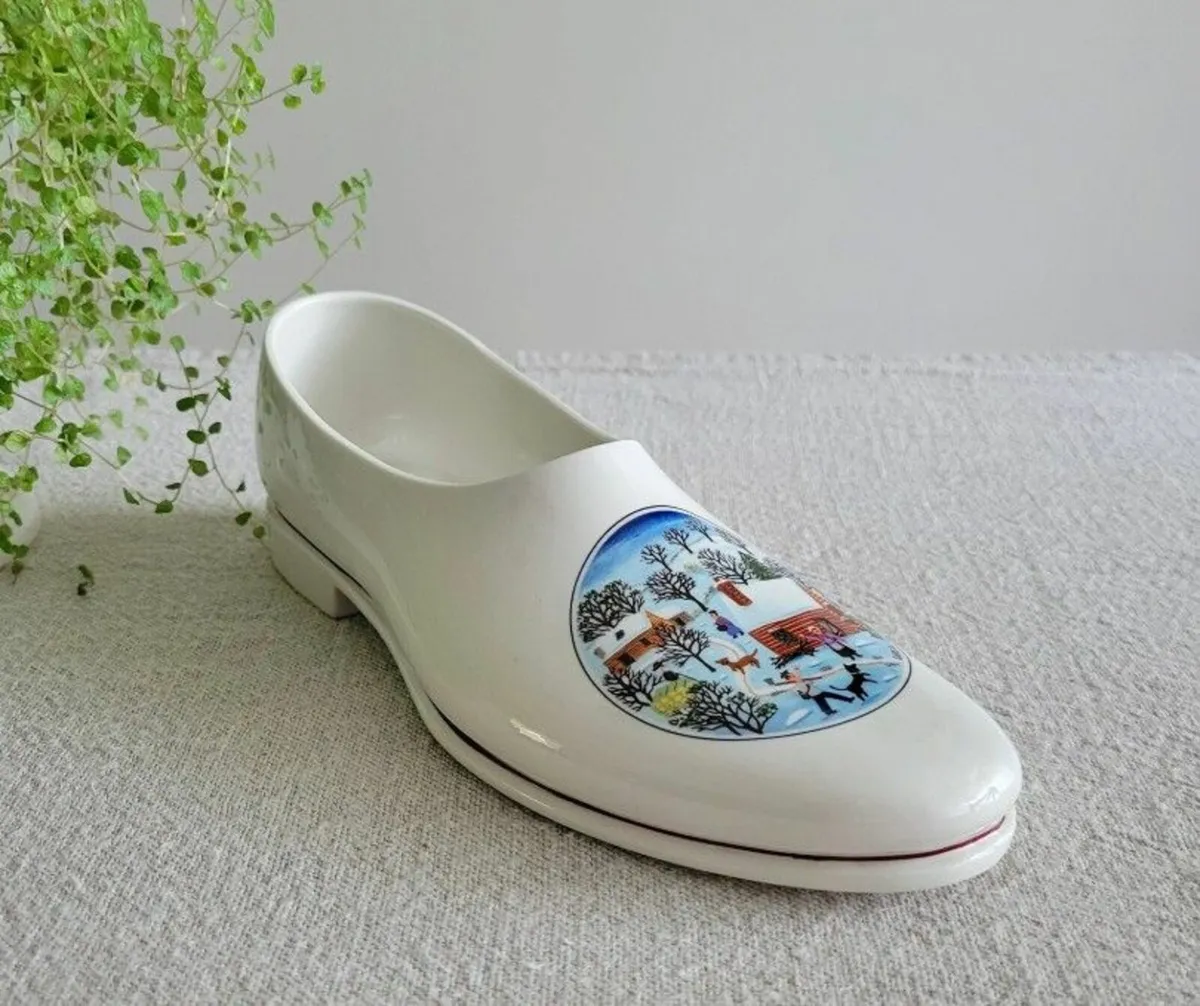 Vintage Villeroy Boch Naif Christmas Shoe - Image 1