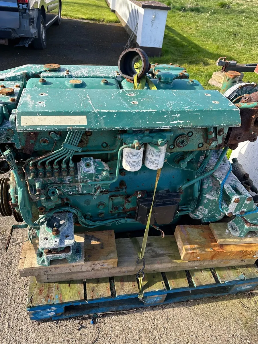 Marine diesel engine - Image 3