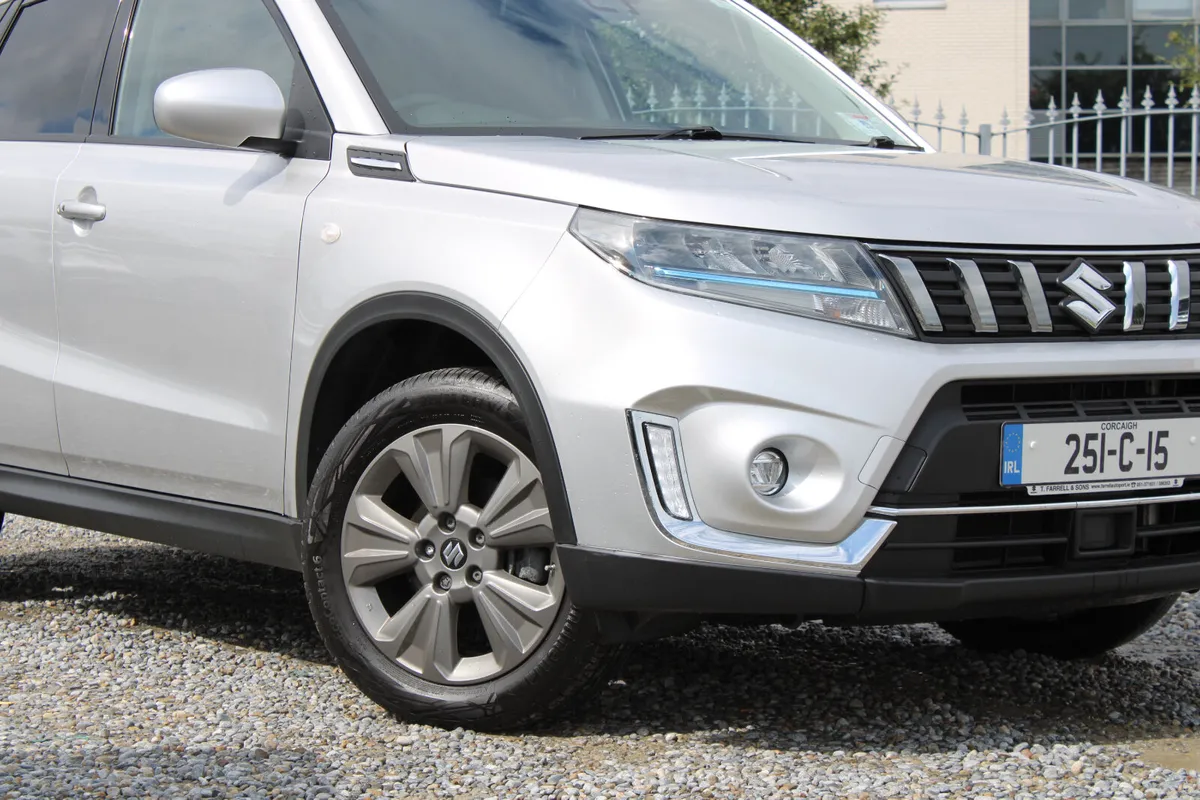 Suzuki Vitara 1.5 SZT - Image 4