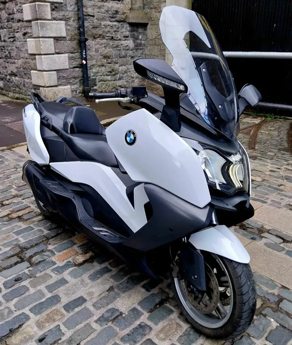 161 BMW 650GT - Image 4