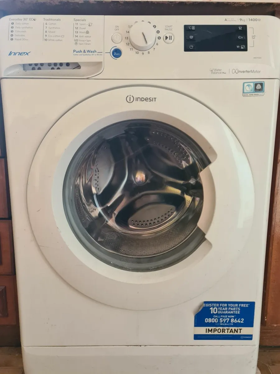Washing machine - Image 1