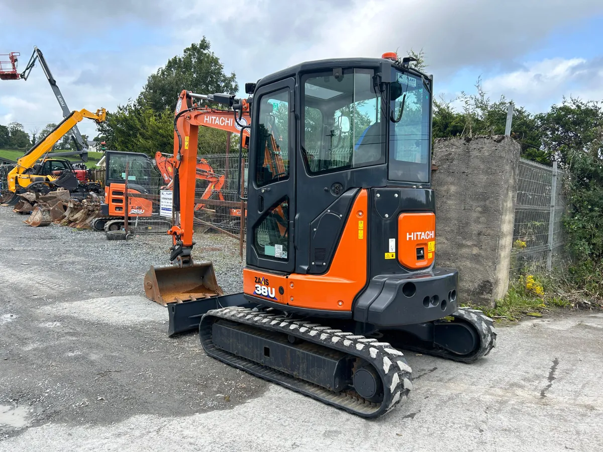 Hitachi ZX38U-6 Year 2021 - Image 4