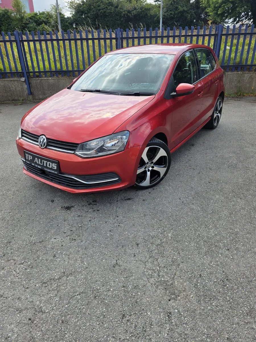 2016 Volkswagen Polo  Automatic - Image 2