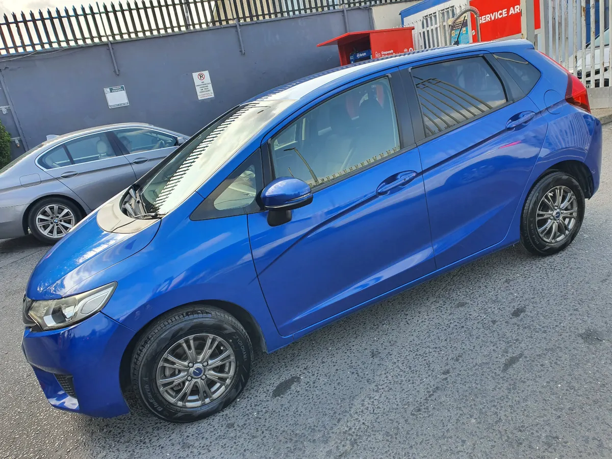 Honda Fit 2014 - Image 3