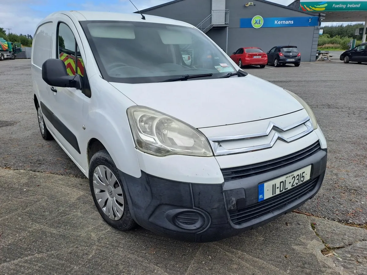 Citroen Berlingo 2011 tested 04/26 - Image 2