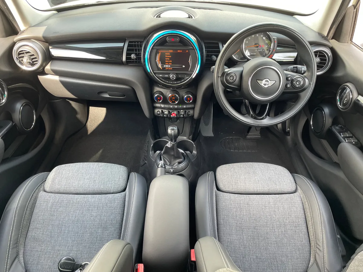 1.5 - COOPER - HALF LEATHER - BLACK PACK - LOW KMS - Image 3