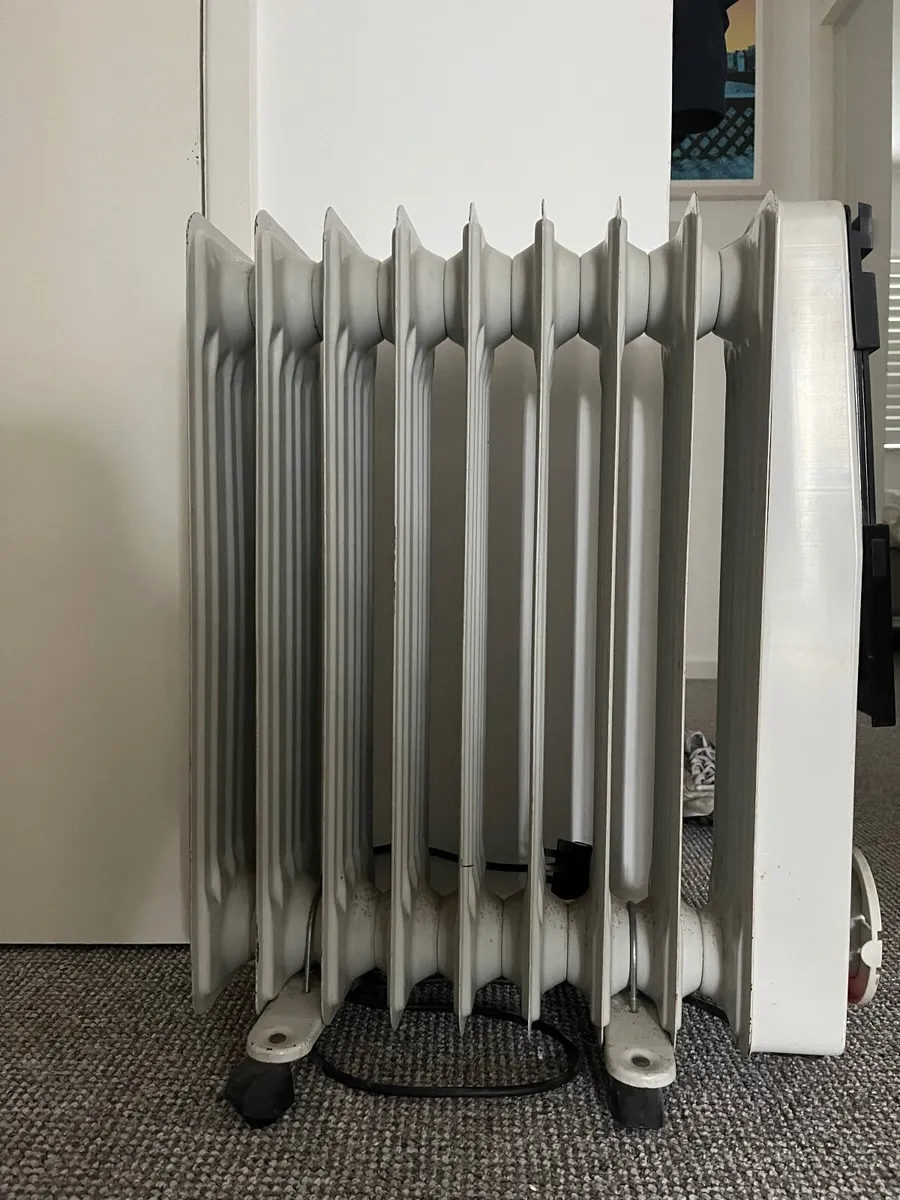 Dimplex radiator - Image 1