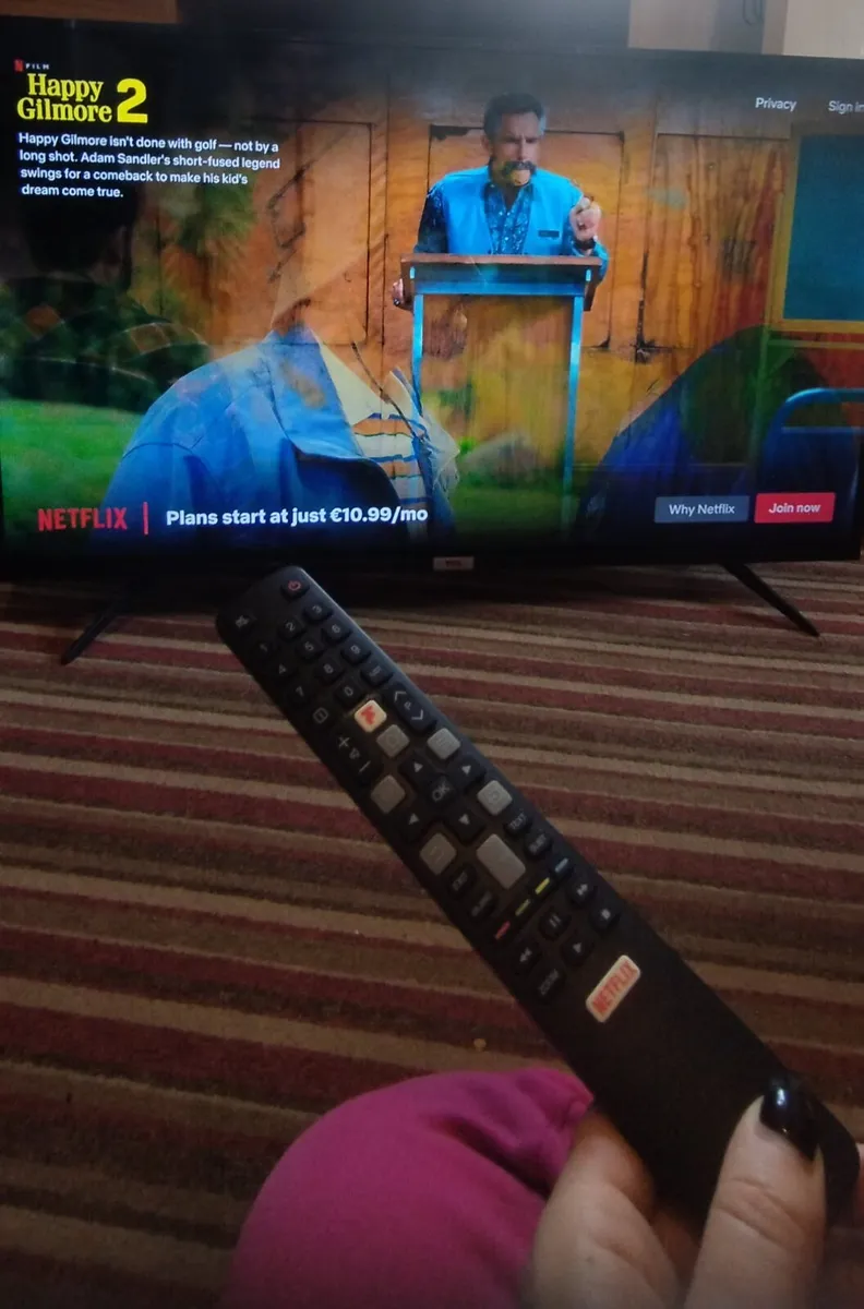 43" TCL Smart TV