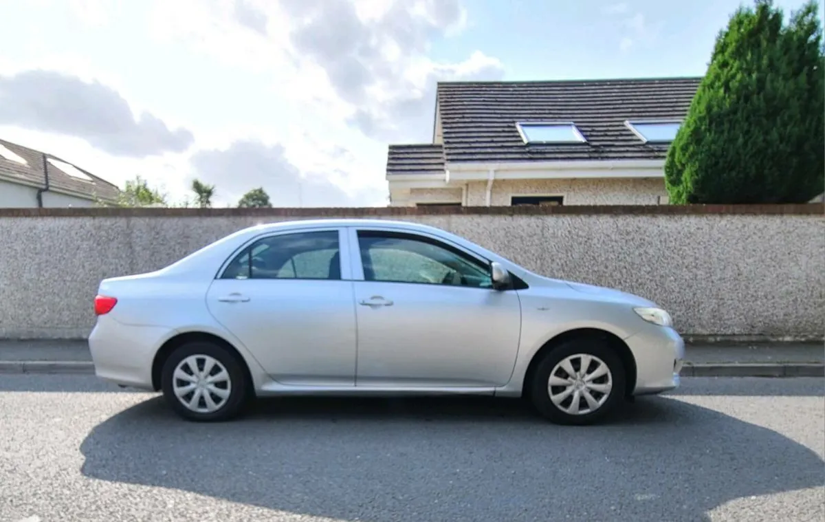 Car - Image 2