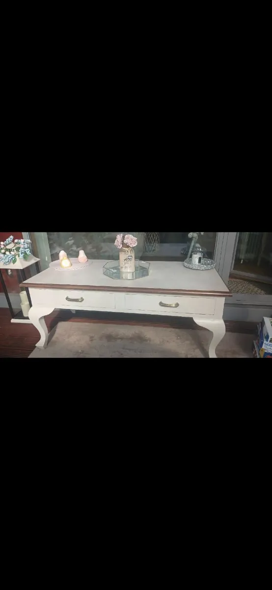 Wooden coffee table - Image 3