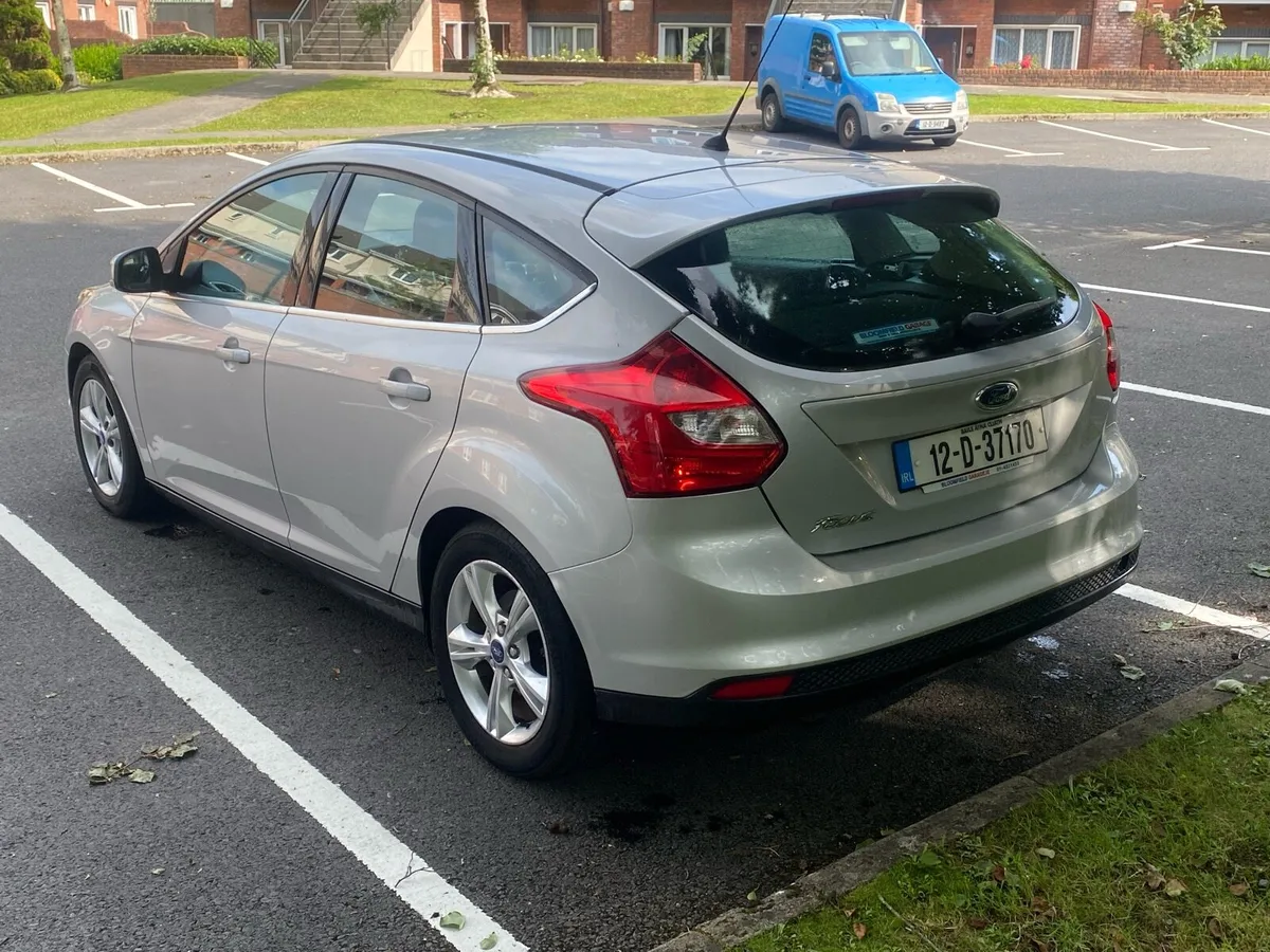 FORD FOCUS - Image 4