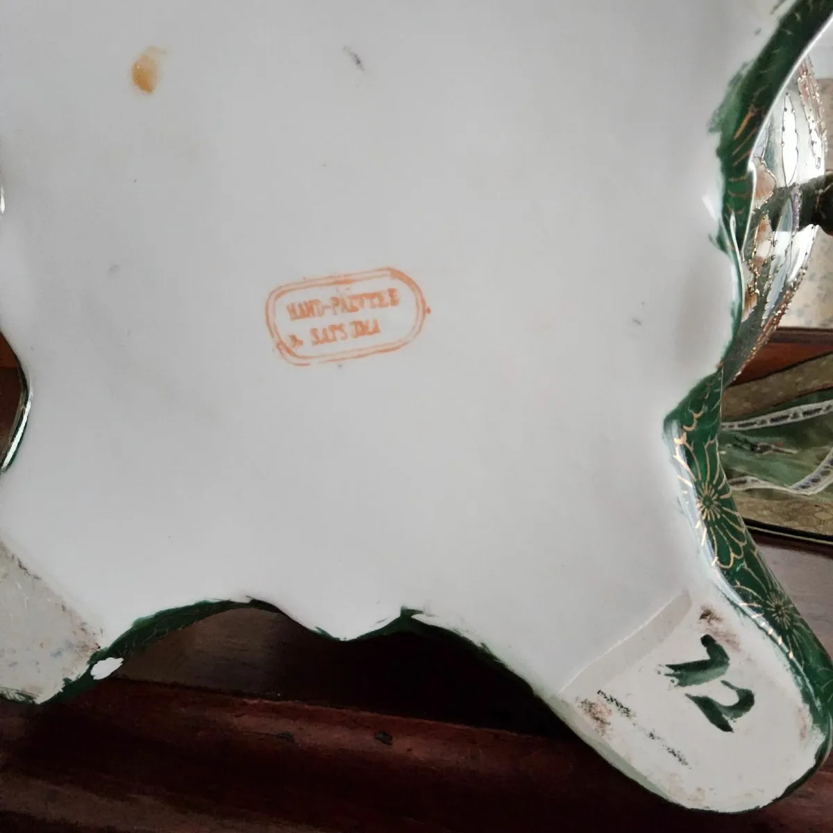 Antique urn - Image 3