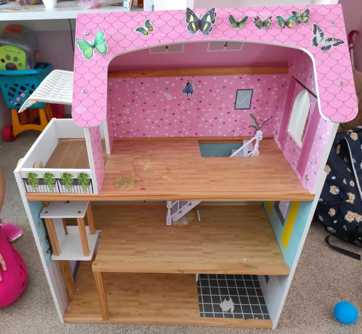 Doll house - Image 1