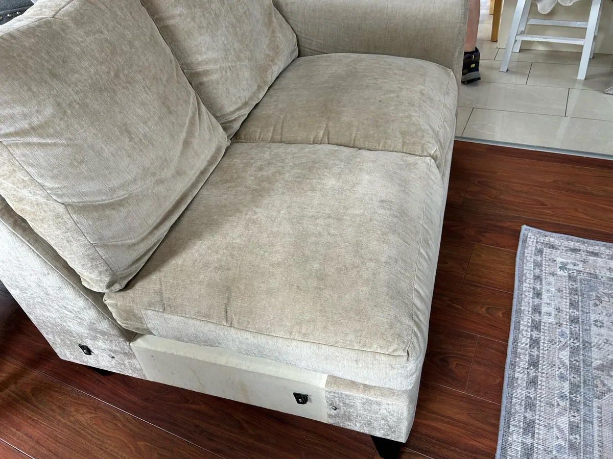 Free Laura Ashley corner sofa - Image 2