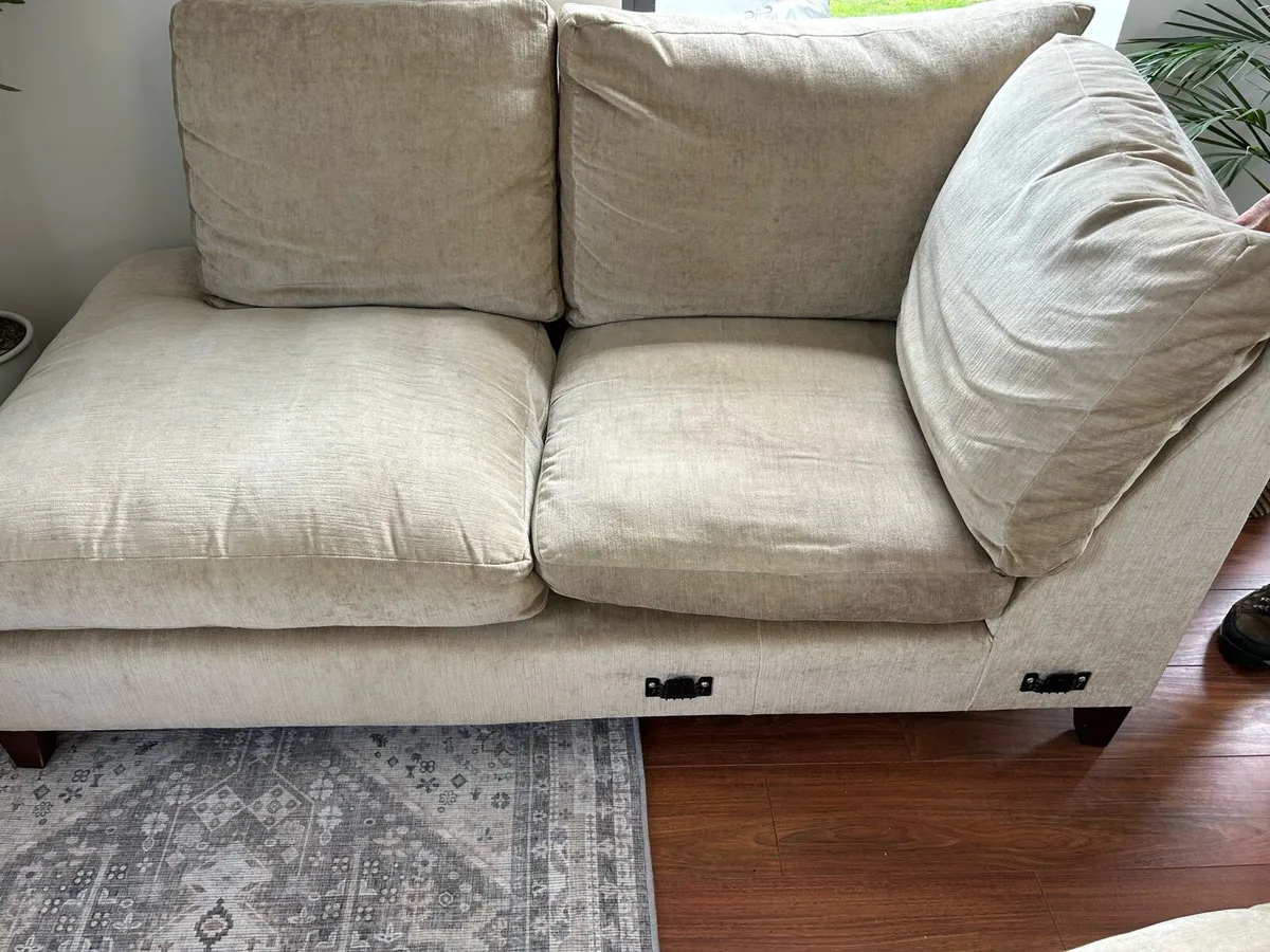 Free Laura Ashley corner sofa - Image 3