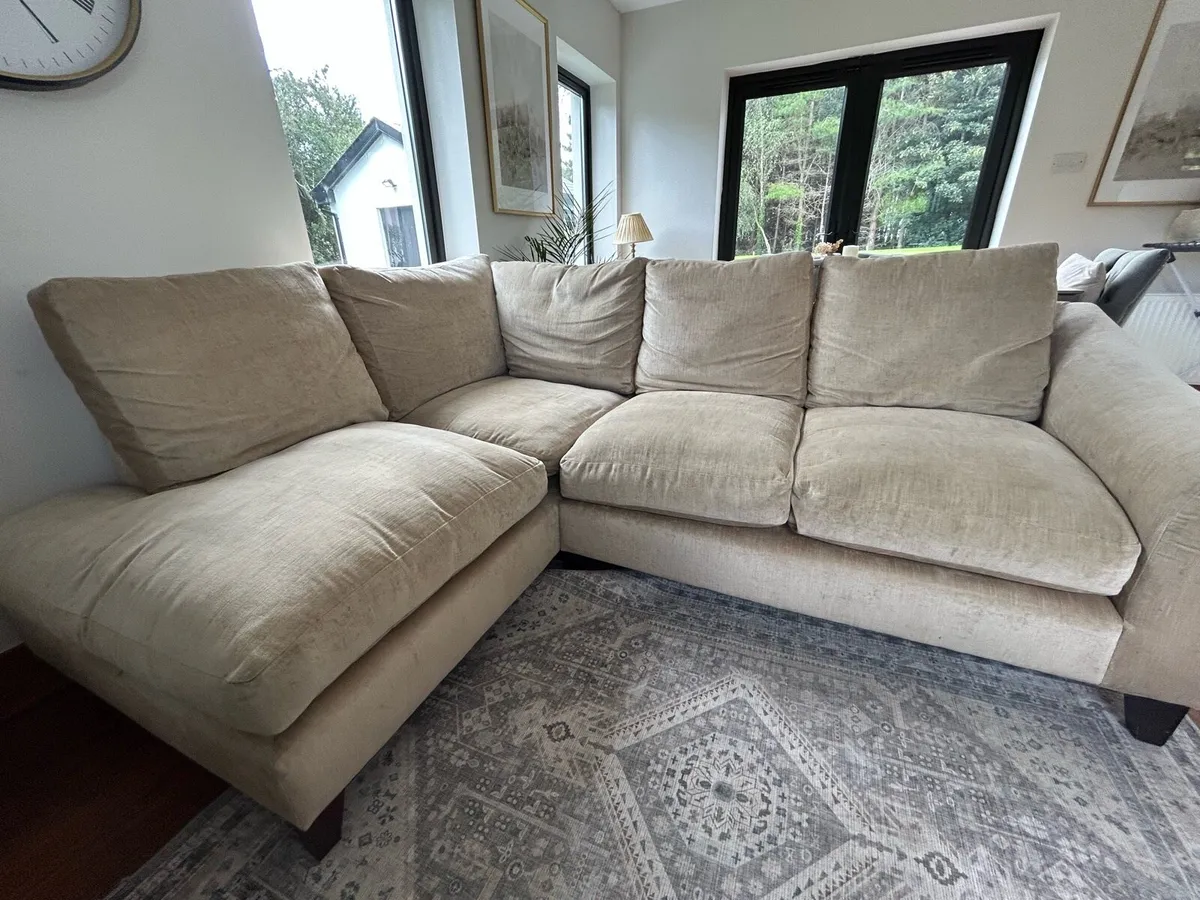 Free Laura Ashley corner sofa - Image 4