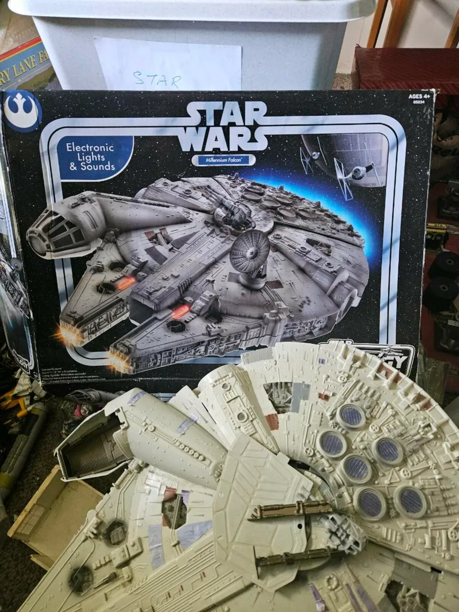 Star Wars Millennium Falcon - Image 4